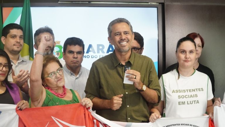 Elmano anuncia reajuste de 5,83% no salário dos servidores públicos - Cn7