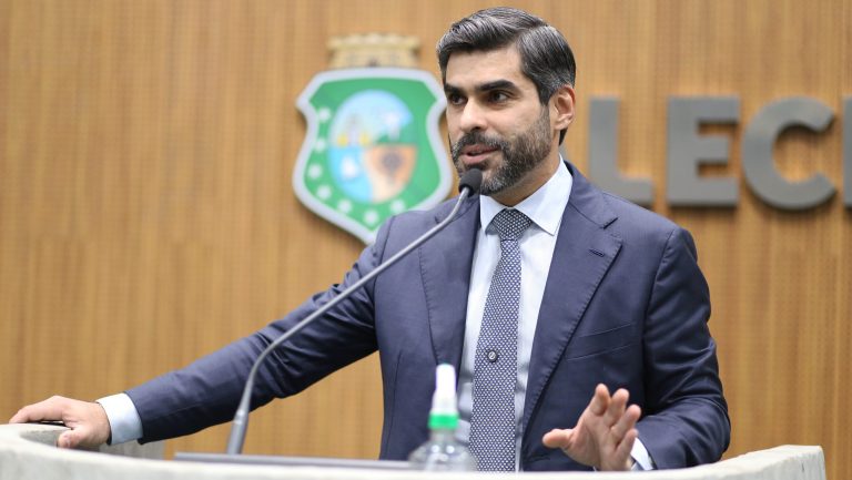 Deputado Queiroz Filho rebate criticas de secretário da Casa Civil a ex-prefeito de Fortaleza - Cn7
