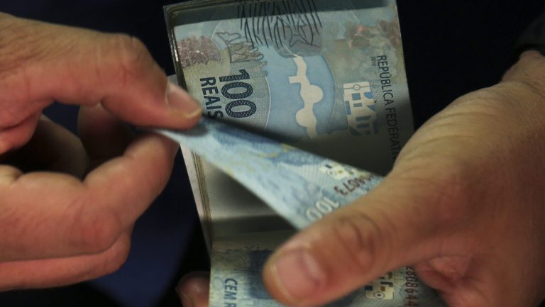 Governo do Ceará antecipa pagamento de fevereiro para servidores públicos - Cn7