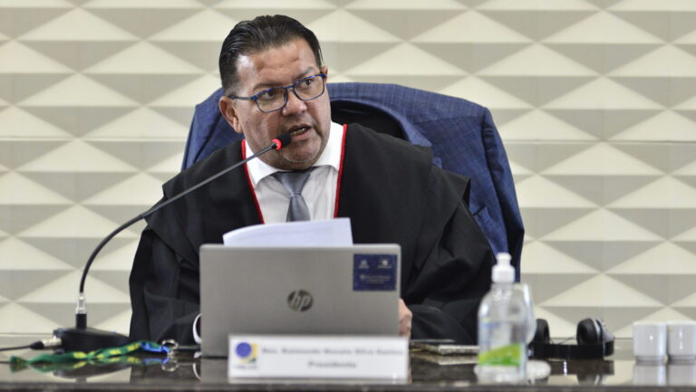 Presidente do TRE-CE dá detalhes sobre tentativa de assassinato a desembargadores