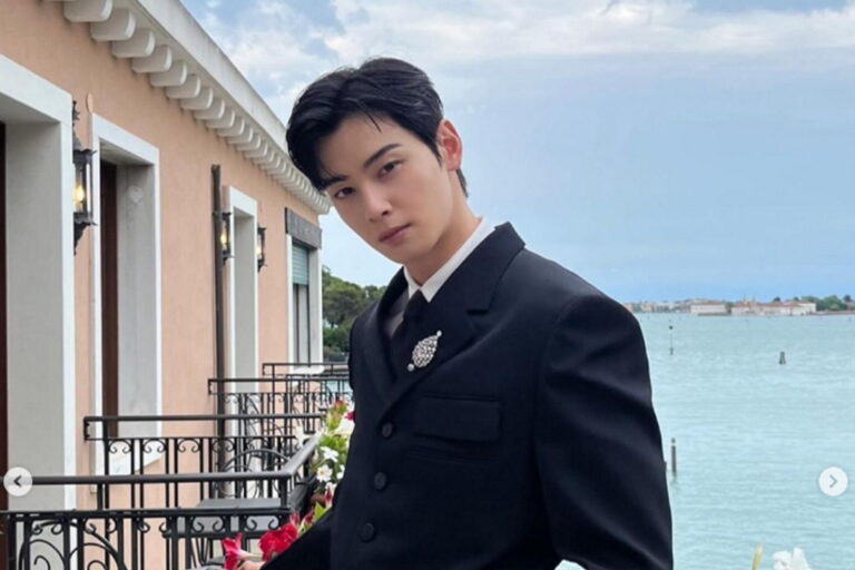 Cha eun woo