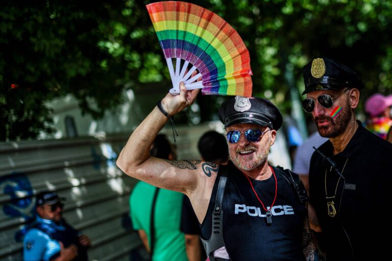 Aumento de crimes de ódio em Portugal preocupa Europa - 29/06/2025 - Mundo