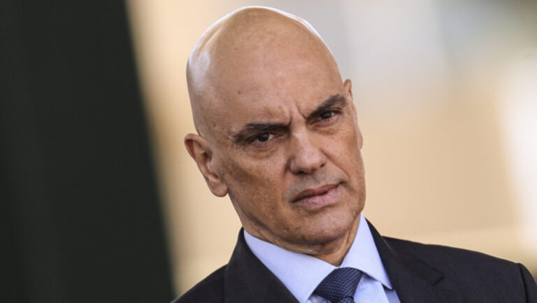 EUA revogam visto do ministro Alexandre de Moraes, familiares e “aliados na Corte”