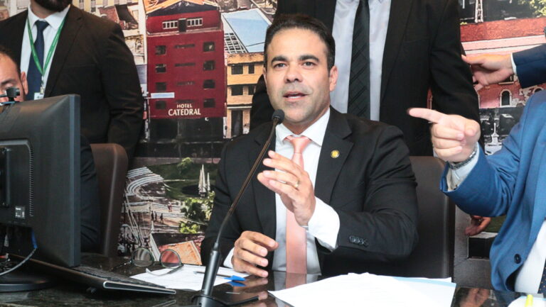 Julierme Sena cobra ações para combater homicídios no Ceará