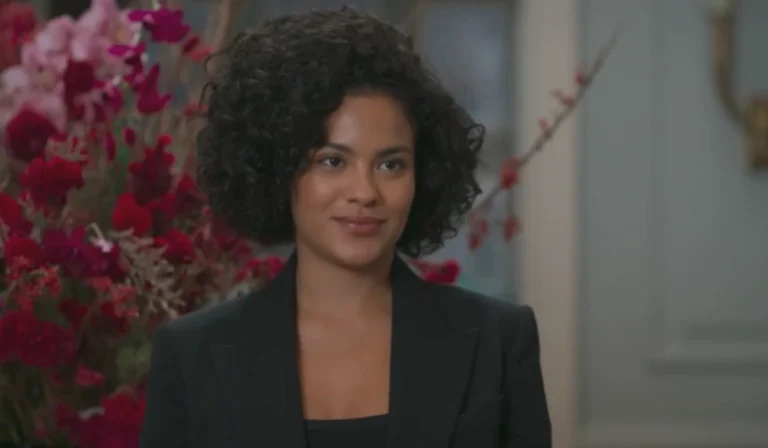 Maria de Fátima (Bella Campos) em Vale Tudo (Foto: Reprodução/TV Globo)