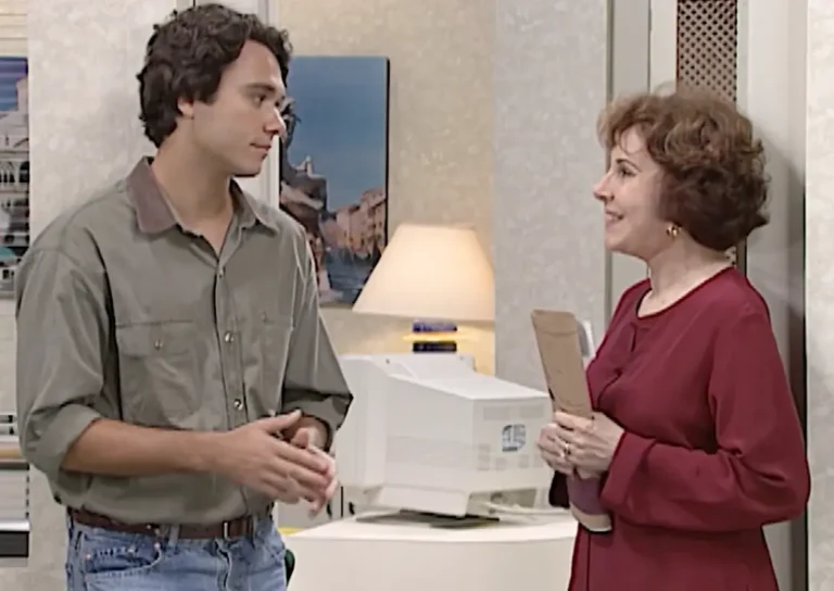 Silvana diz a Caio que vai colocar em seu nome o apartamento que lhe deixou no testamento: "Não vai ter problema"