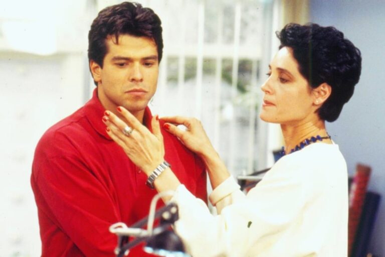 Teo (Mauricio Mattar) e Diná (Chritiane Torloni) em A Viagem